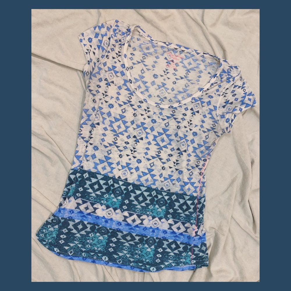 AEO Favorite Tee Size L